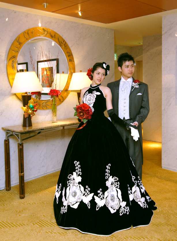 ウェスティン都ホテル京都　東館２F　カクテルドレス　新郎様　新婦様